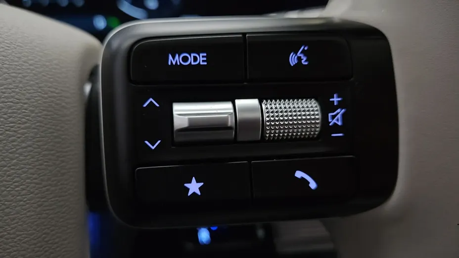 HYUNDAI Santa Fe -