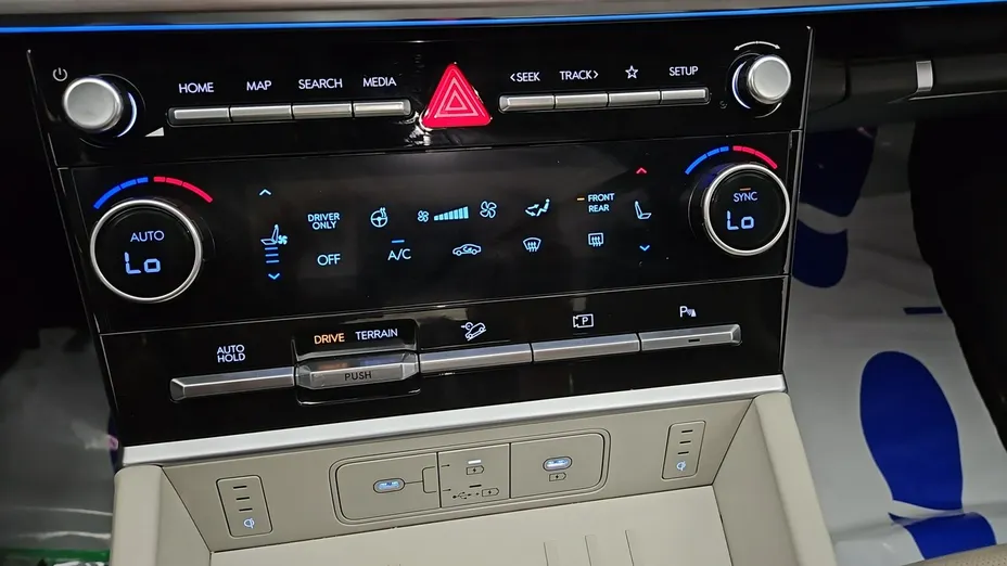 HYUNDAI Santa Fe -
