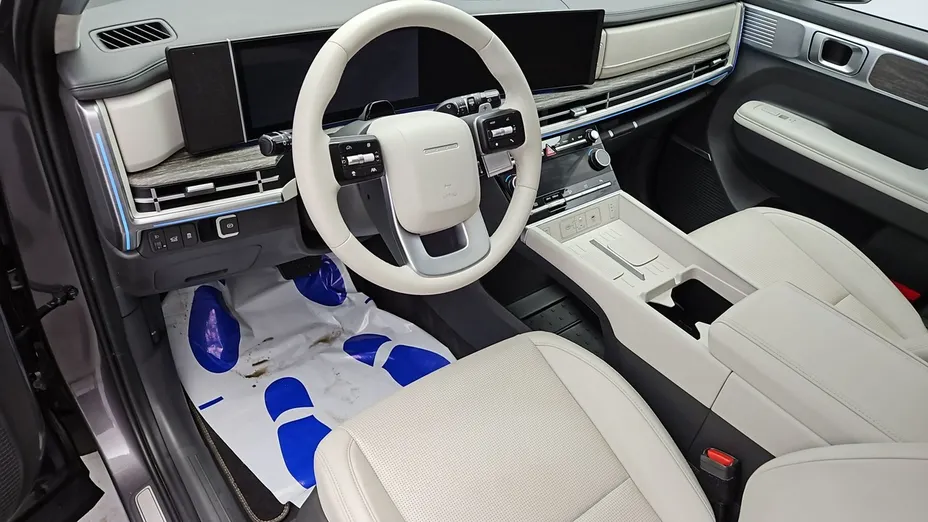 HYUNDAI Santa Fe -