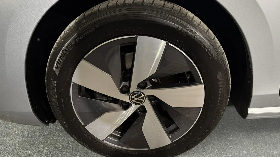 VOLKSWAGEN Passat -