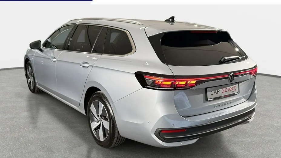 VOLKSWAGEN Passat -