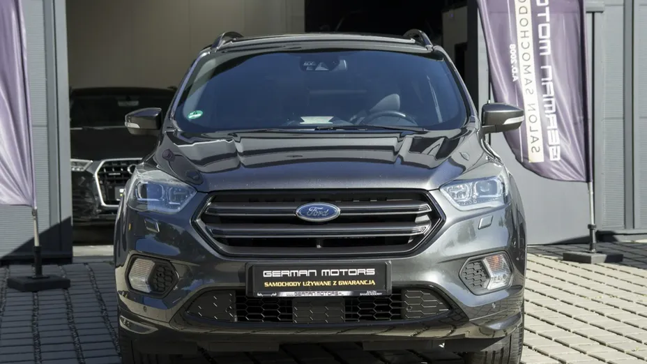 FORD Kuga -