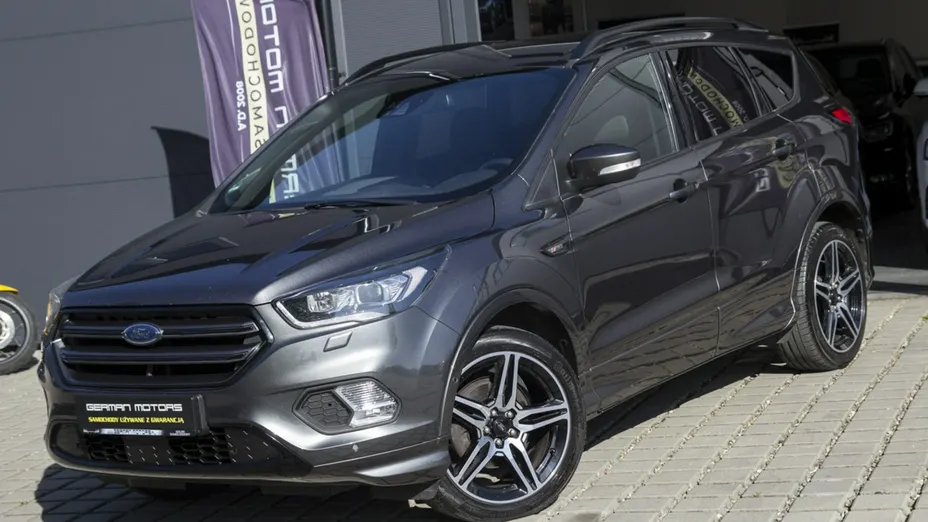 FORD Kuga -