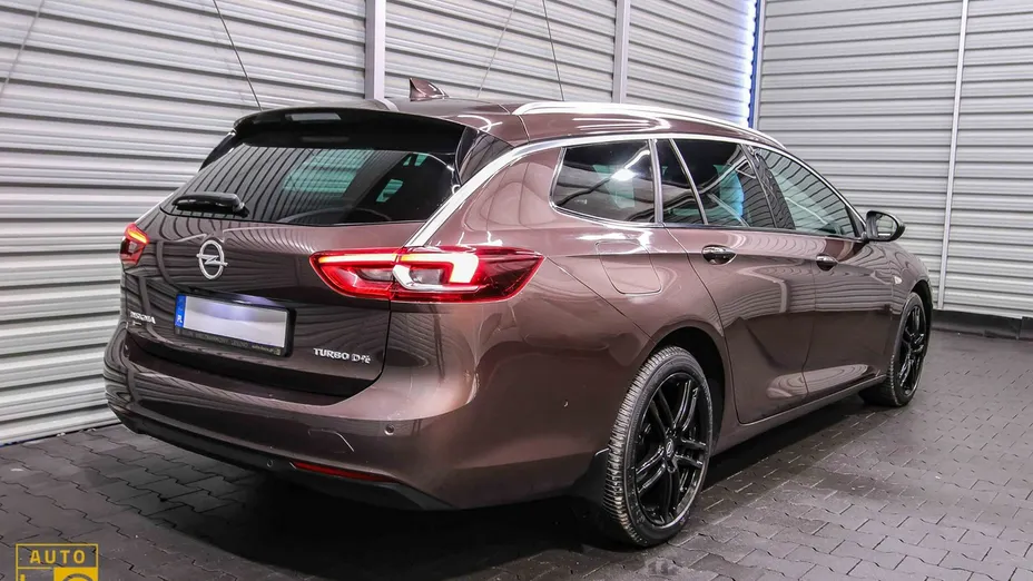 OPEL Insignia -