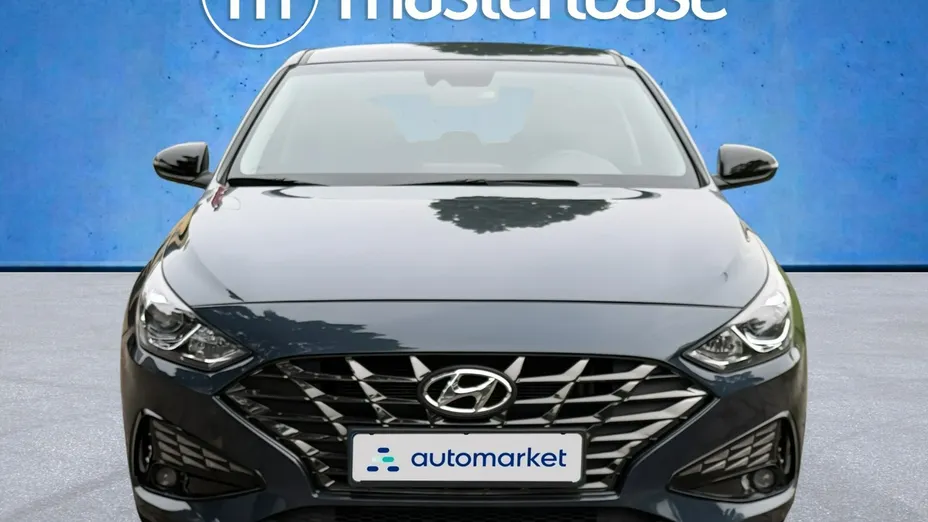 HYUNDAI i30 -