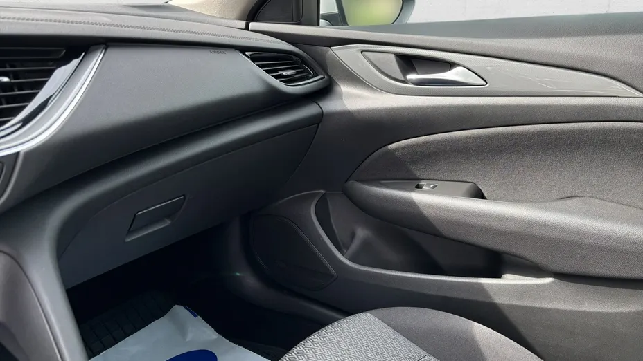 OPEL Insignia -