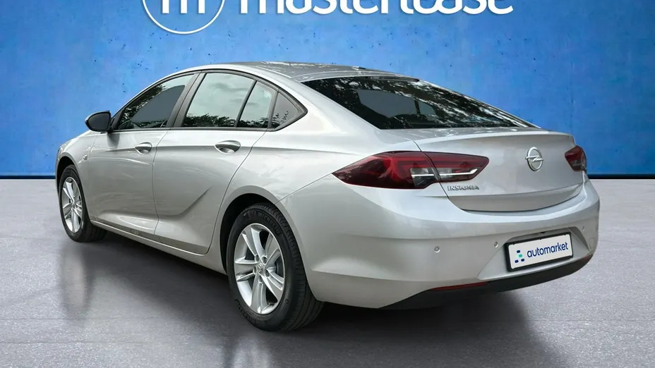 OPEL Insignia -