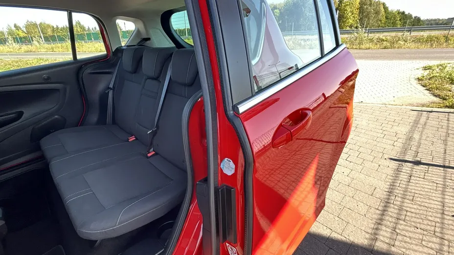 FORD B-MAX -