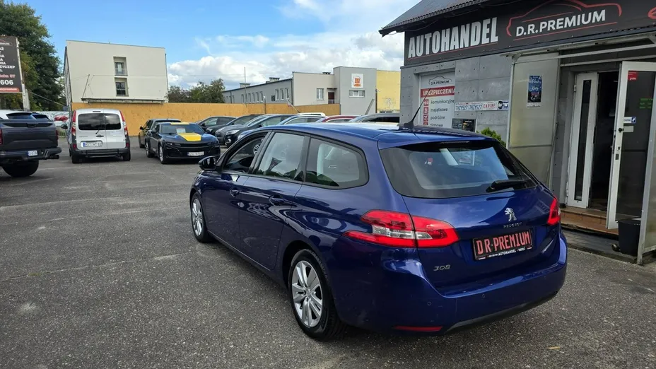 PEUGEOT 308 -