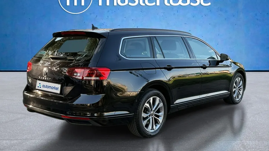 VOLKSWAGEN Passat -