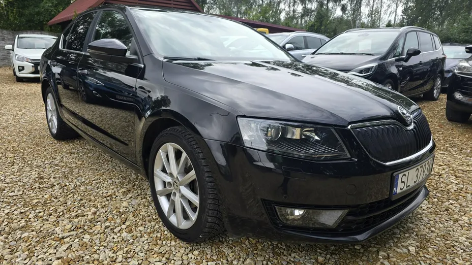 SKODA Octavia -