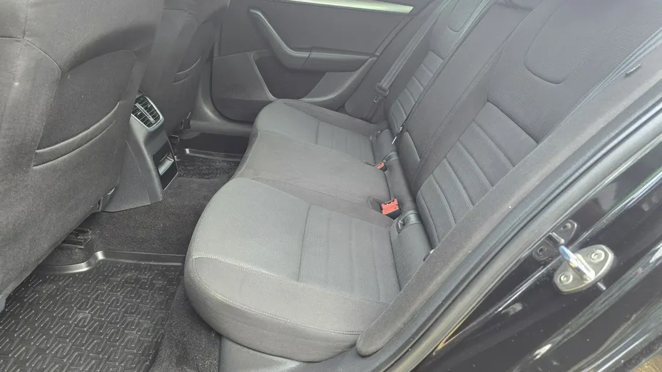 SKODA Octavia -