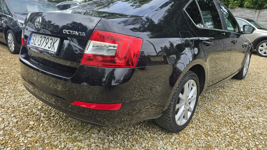 SKODA Octavia -