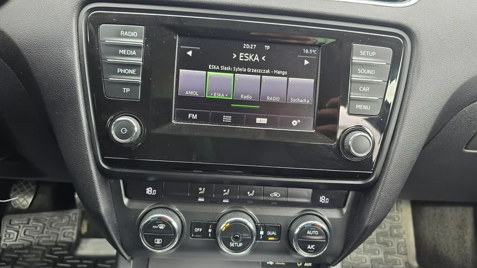 SKODA Octavia -