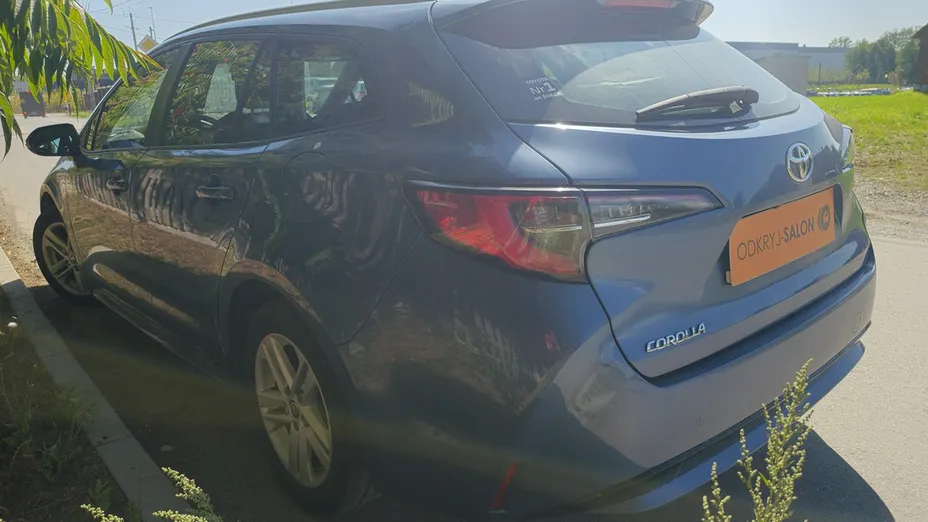 TOYOTA Corolla -