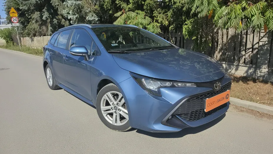 TOYOTA Corolla -
