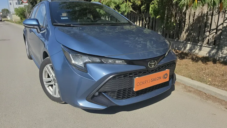 TOYOTA Corolla -
