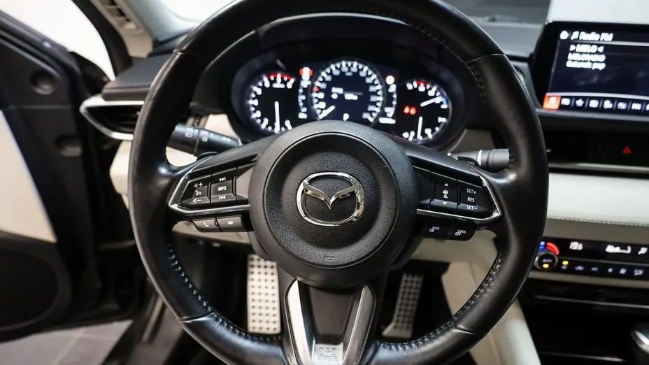 MAZDA 6 -