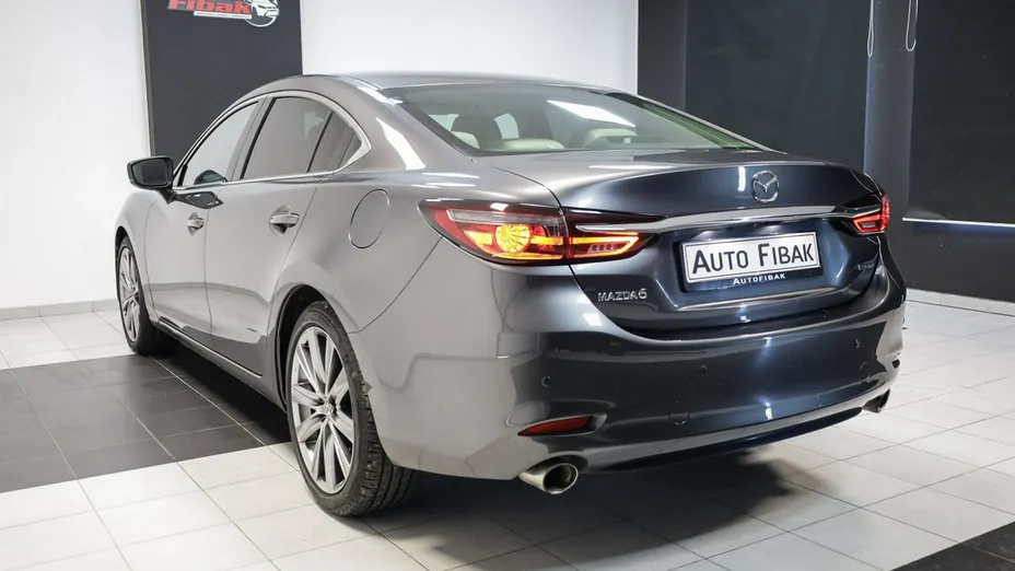 MAZDA 6 -