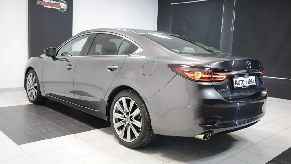 MAZDA 6 -