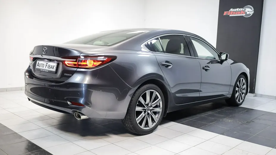MAZDA 6 -