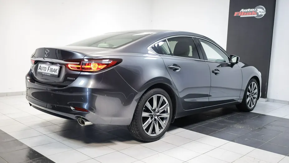 MAZDA 6 -