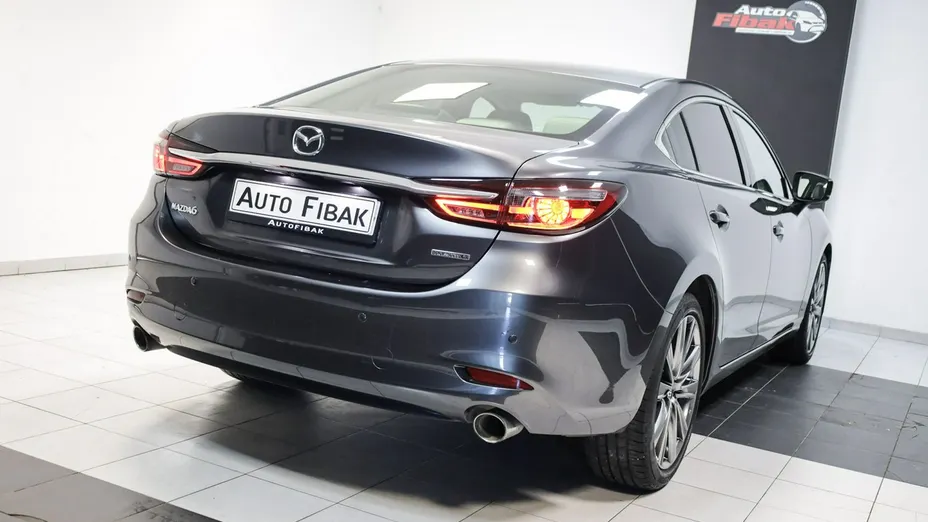 MAZDA 6 -