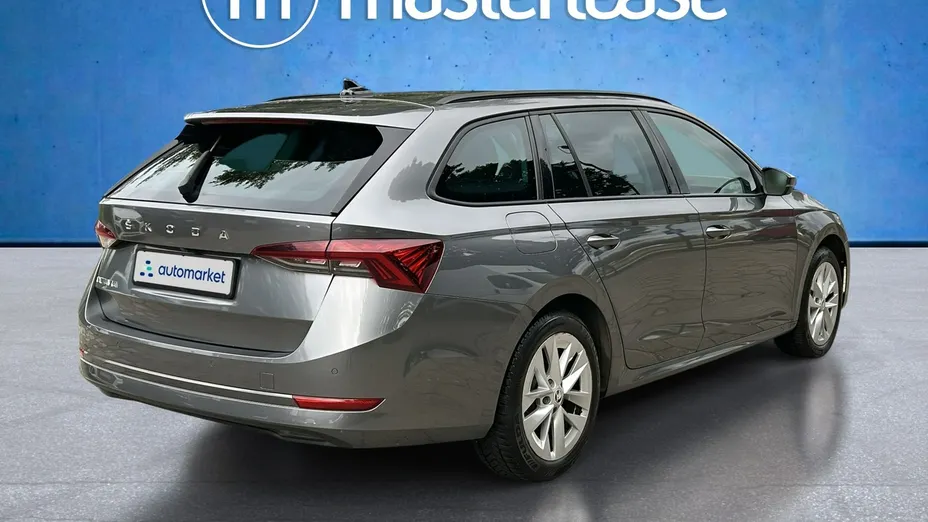 SKODA Octavia -