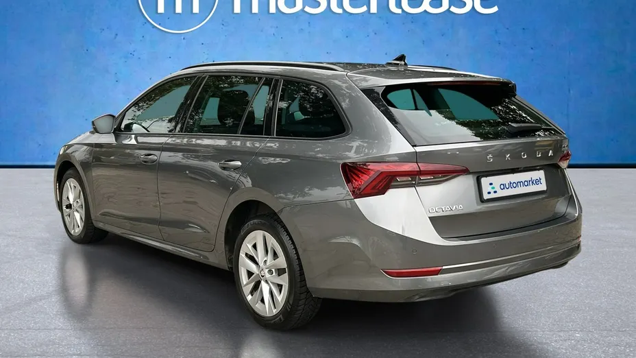 SKODA Octavia -