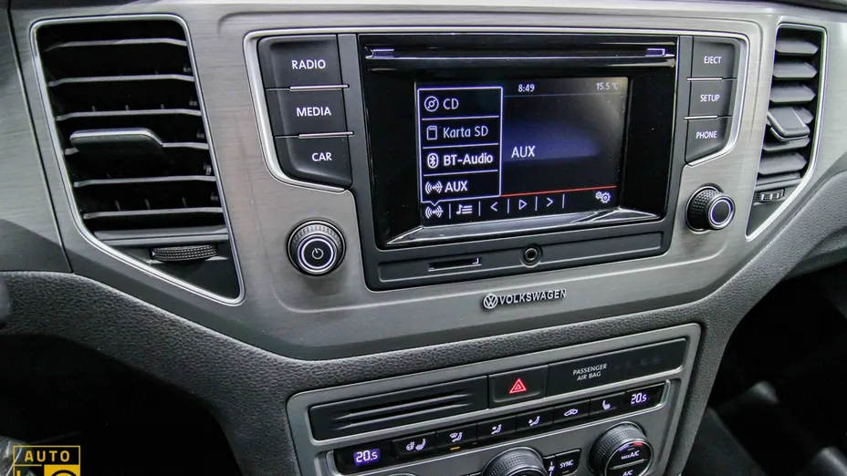 VOLKSWAGEN Golf Sportsvan -
