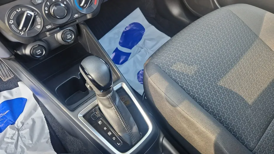 SUZUKI Swift -
