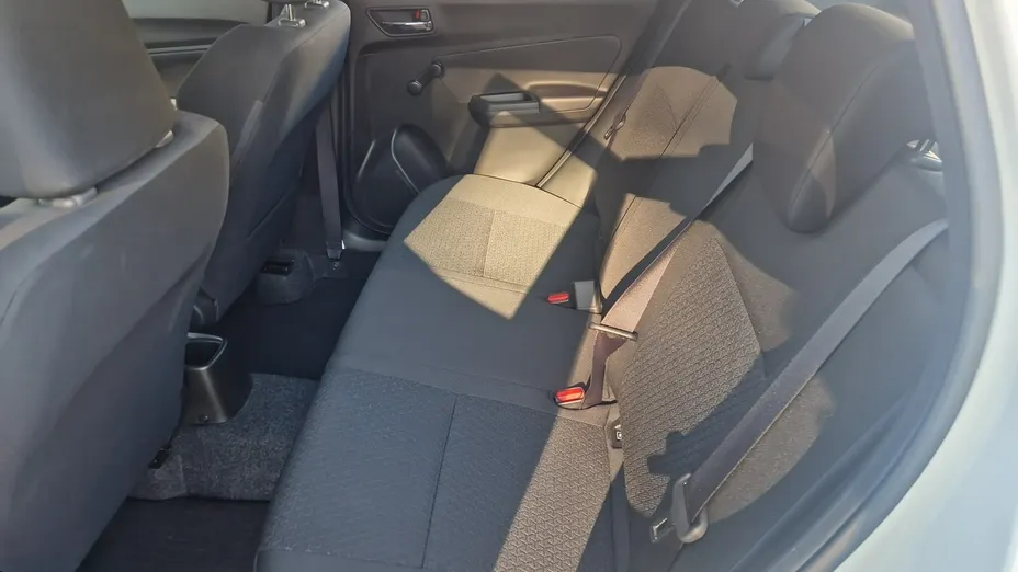 SUZUKI Swift -