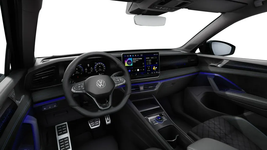 VOLKSWAGEN Tiguan -