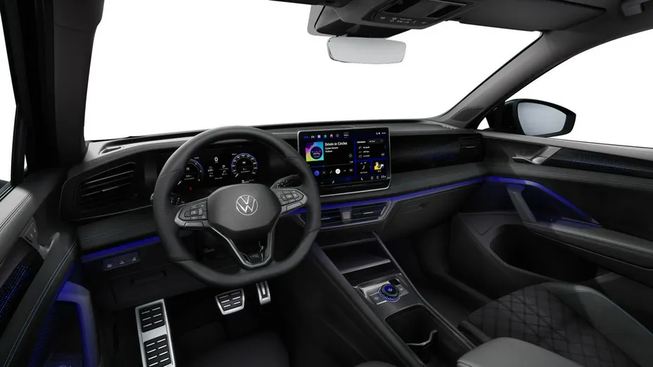 VOLKSWAGEN Tiguan -