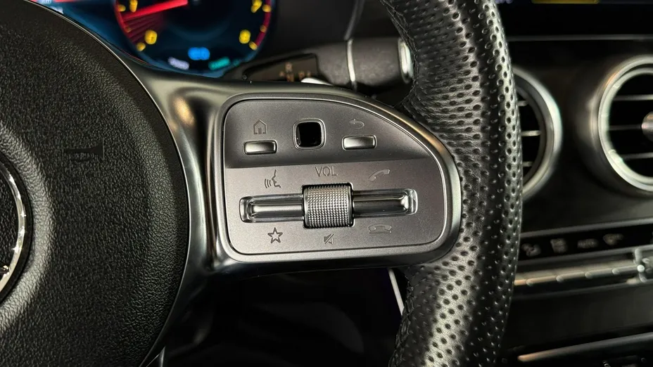 MERCEDES-BENZ GLC -