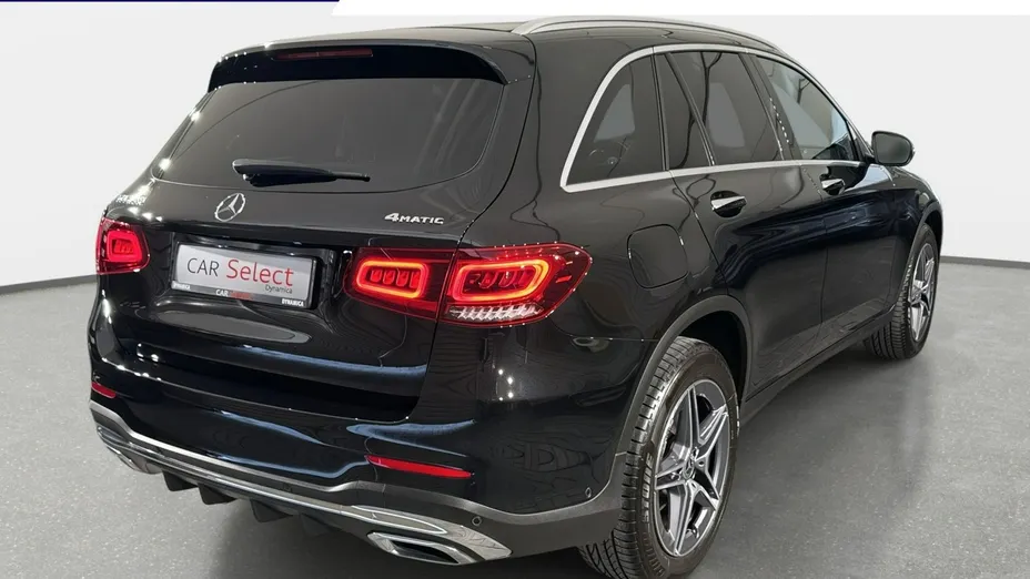 MERCEDES-BENZ GLC -
