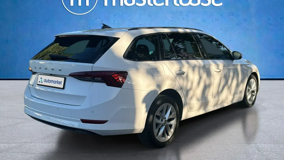 SKODA Octavia -