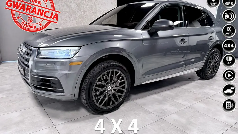 AUDI Q5 -