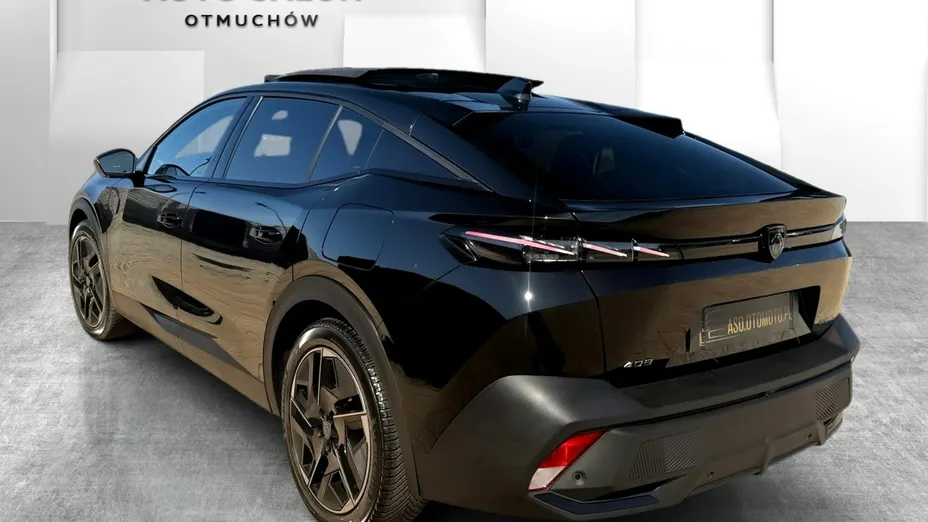 PEUGEOT 408 -