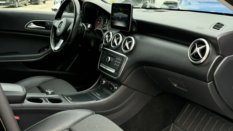 MERCEDES-BENZ A Klasa -