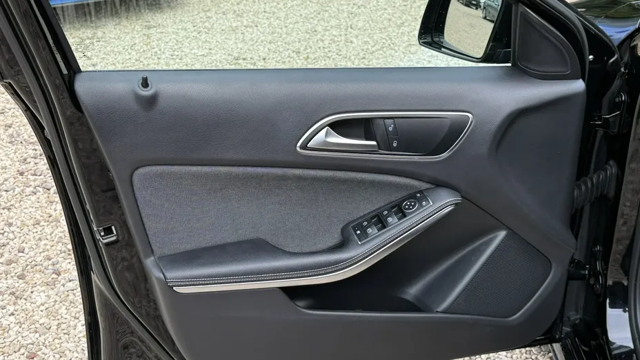 MERCEDES-BENZ A Klasa -