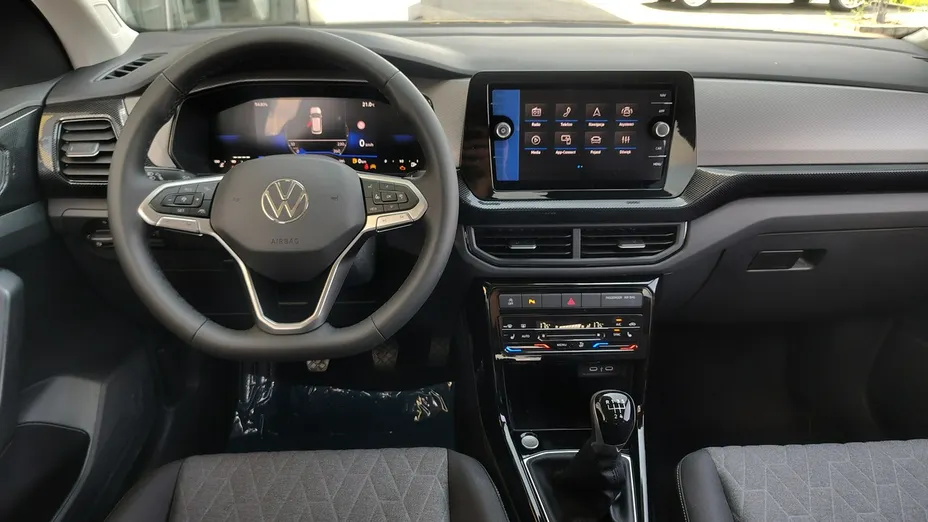 VOLKSWAGEN T-Cross -