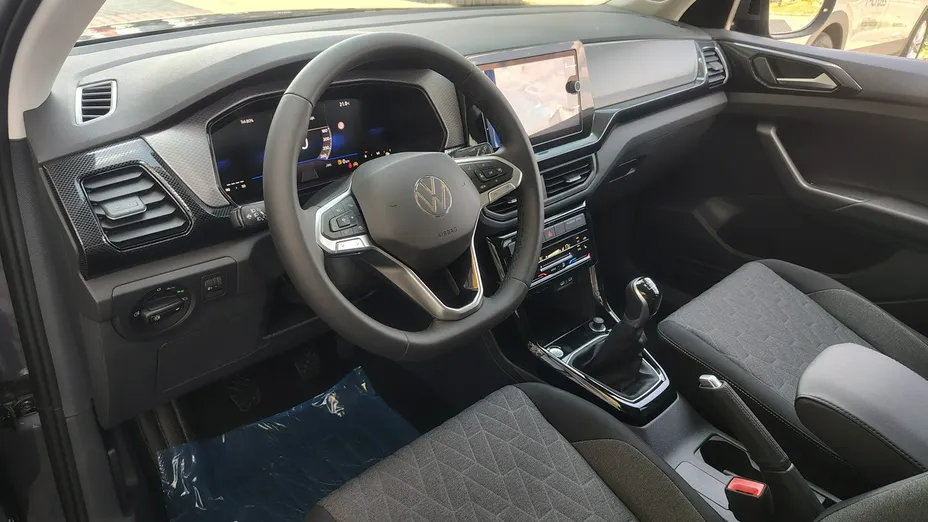 VOLKSWAGEN T-Cross -