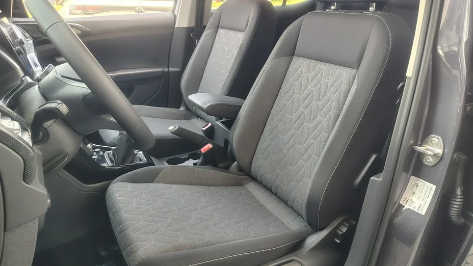 VOLKSWAGEN T-Cross -