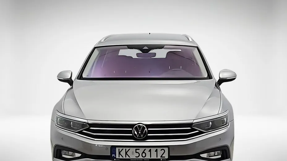 VOLKSWAGEN Passat -