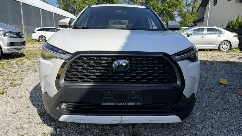 TOYOTA Corolla Cross -