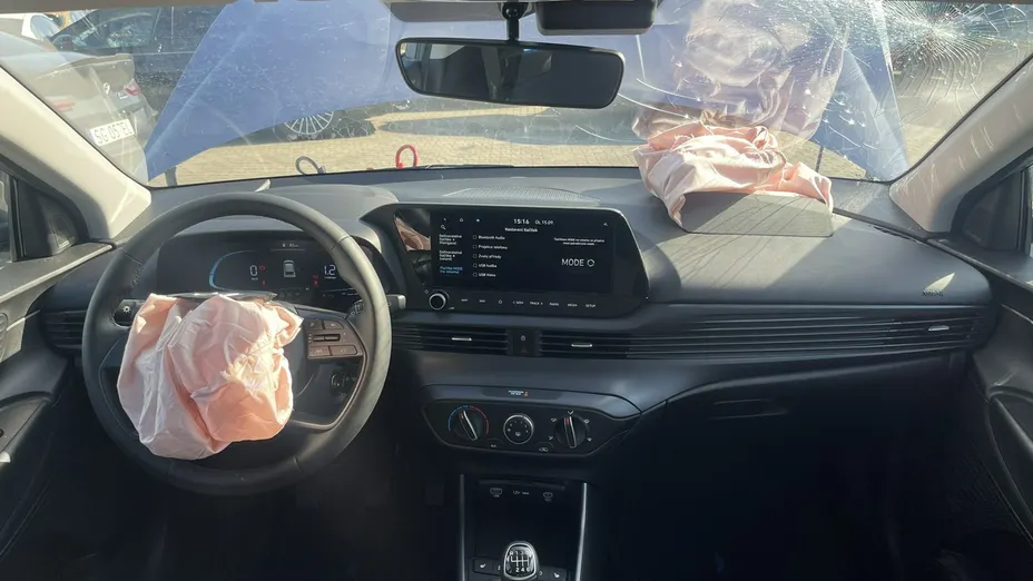 HYUNDAI i20 -
