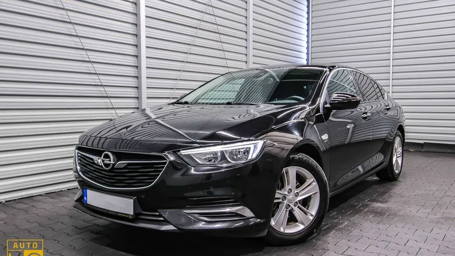 OPEL Insignia -