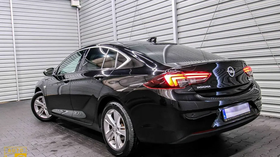 OPEL Insignia -