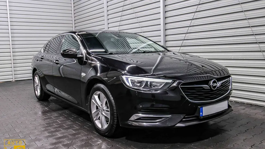 OPEL Insignia -